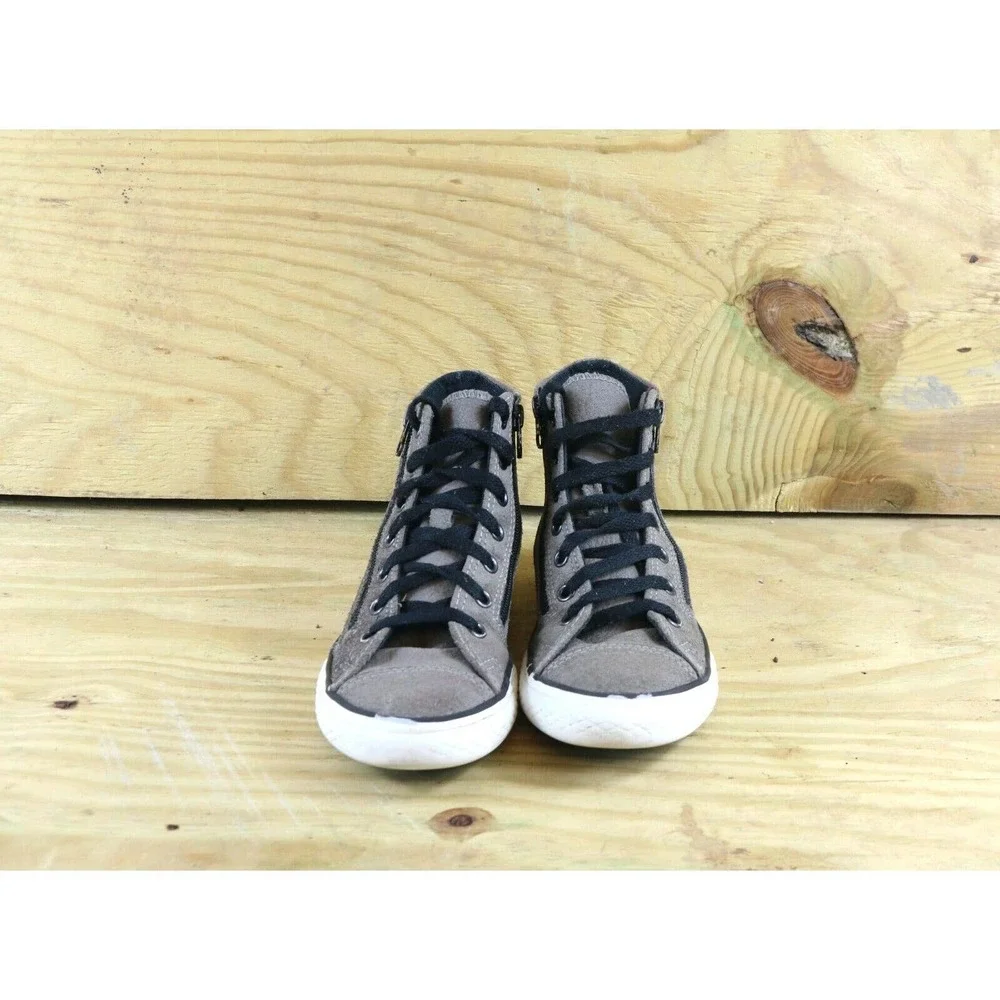 Converse this item